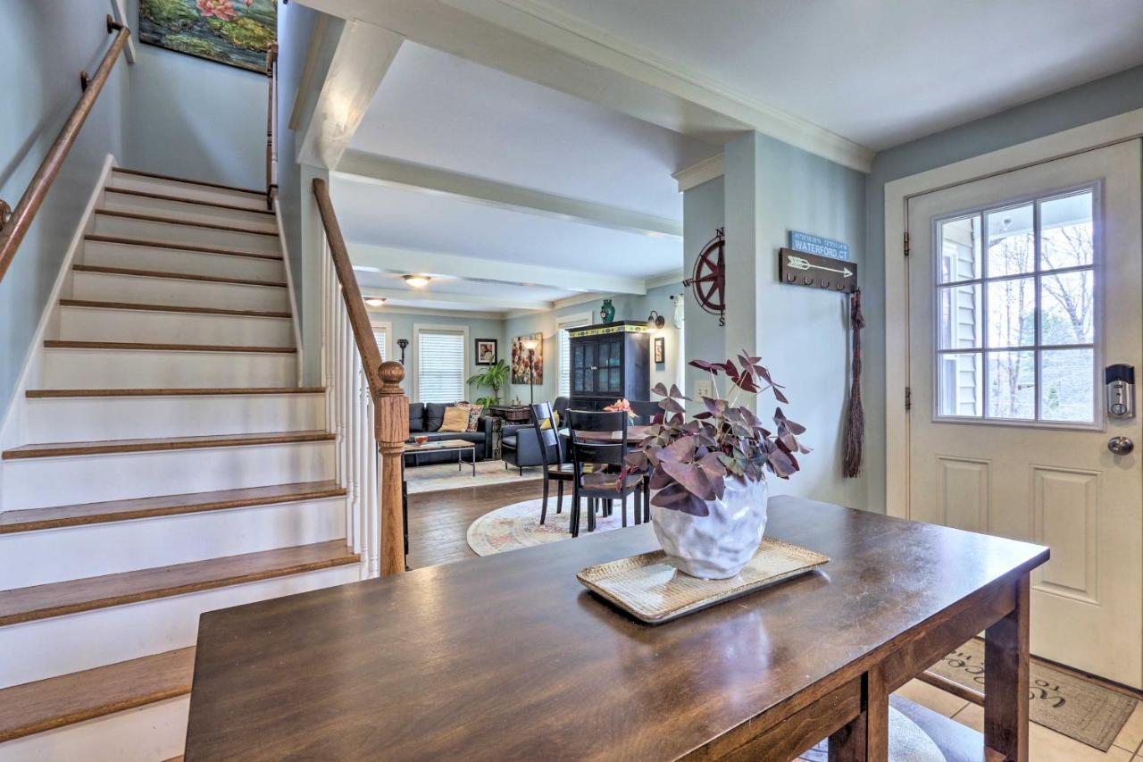 Remodeled Farmhouse In Waterford Near 2 Beaches! Exterior photo